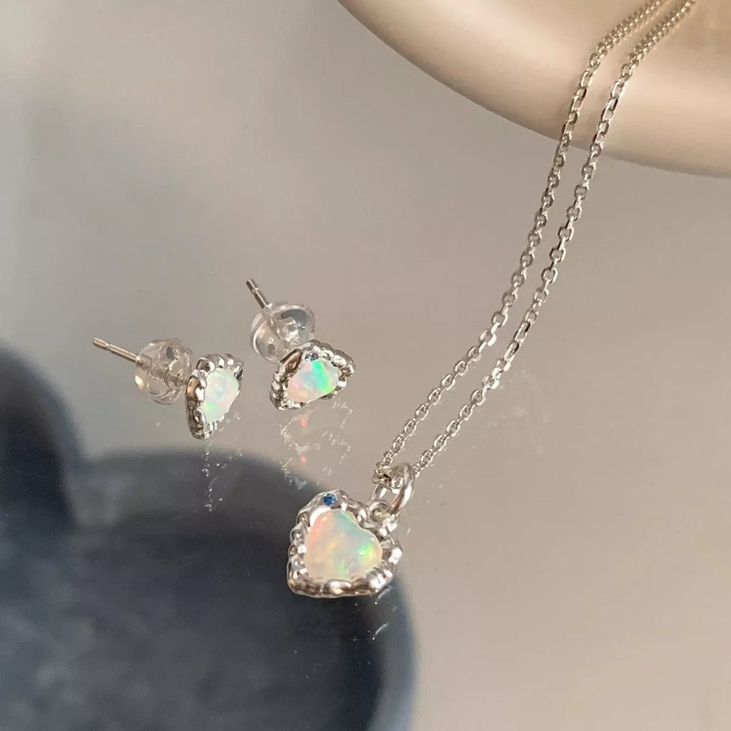 925 Sterling Silver Zircon Heart Necklace - Seedandsoulful