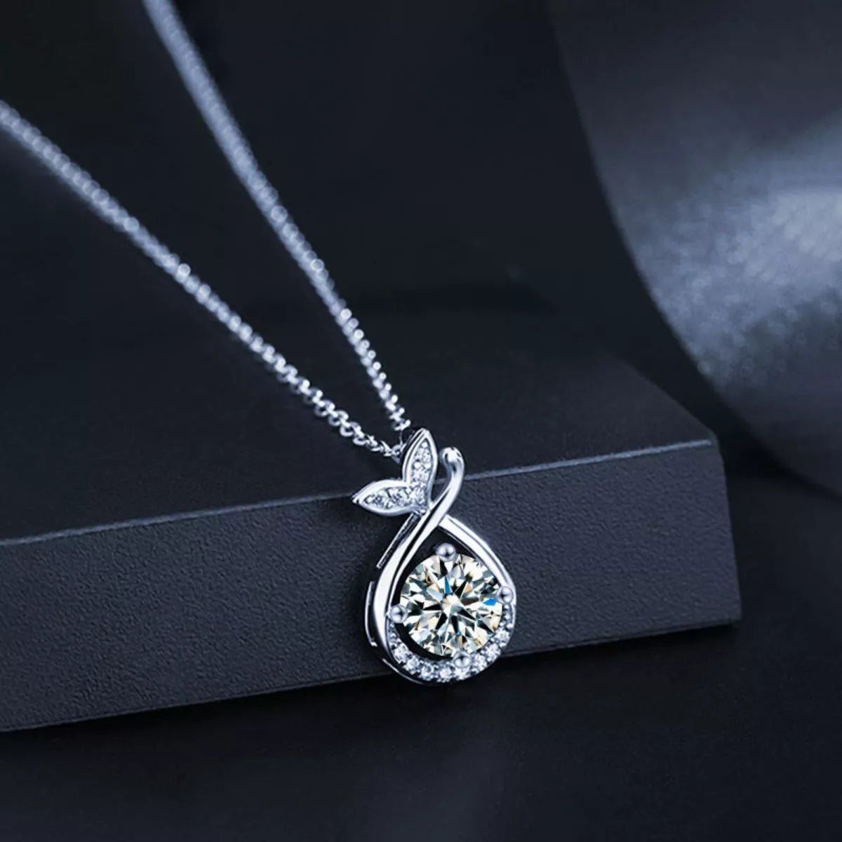 1 Carat Moissanite Pendant Necklace - Seedandsoulful